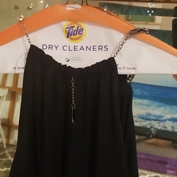 Top - Picture 6 of 9